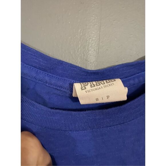 PINK By Victoria Secret Blue And White T-shirt Size Small - Picture 3 of 3